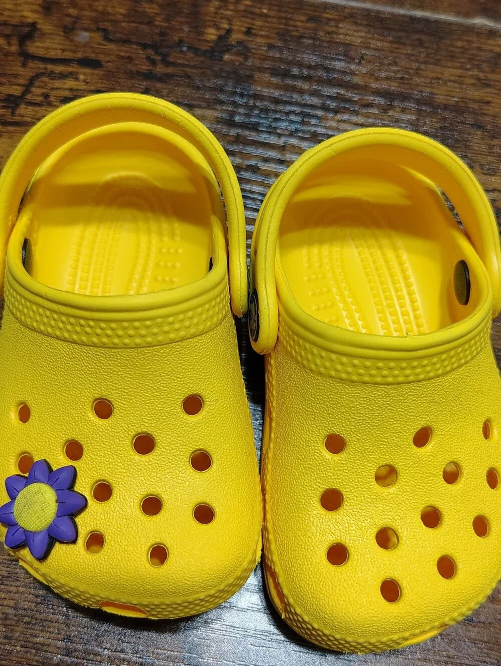 Crocs Yellow Garden with Flower Charm Size 2/3